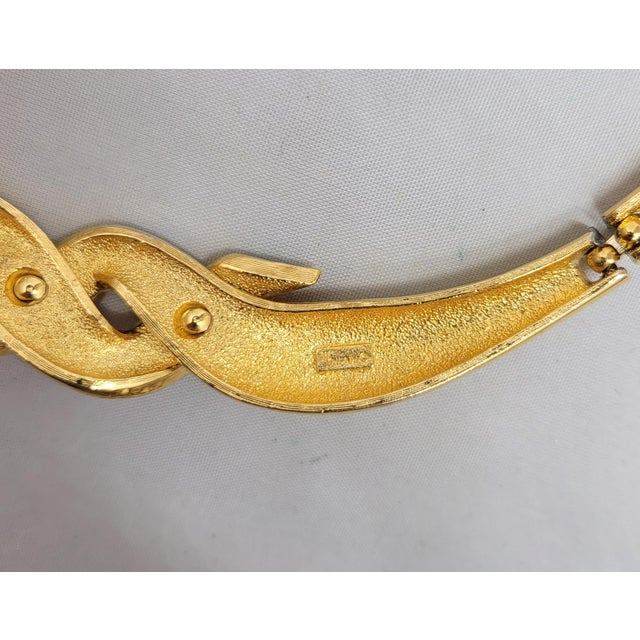 1970s Vintage Signed Crown Trifari Goldtone Pavé Clear Rhinestone Collar Necklace For Sale - Image 5 of 10