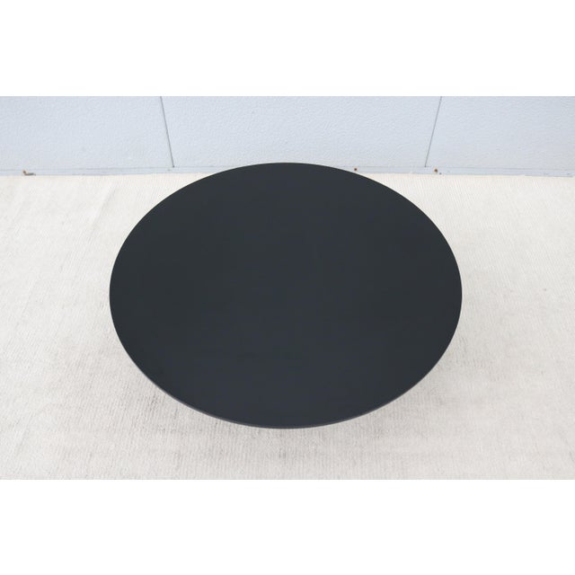 Minimalist Piergiorgio Cazzaniga for Andreu World Reverse Round Occasional Table For Sale - Image 4 of 15