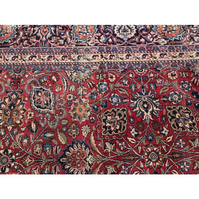 Traditional Persian Meshed Rug rug no.10284 For Sale In New York - Image 6 of 7