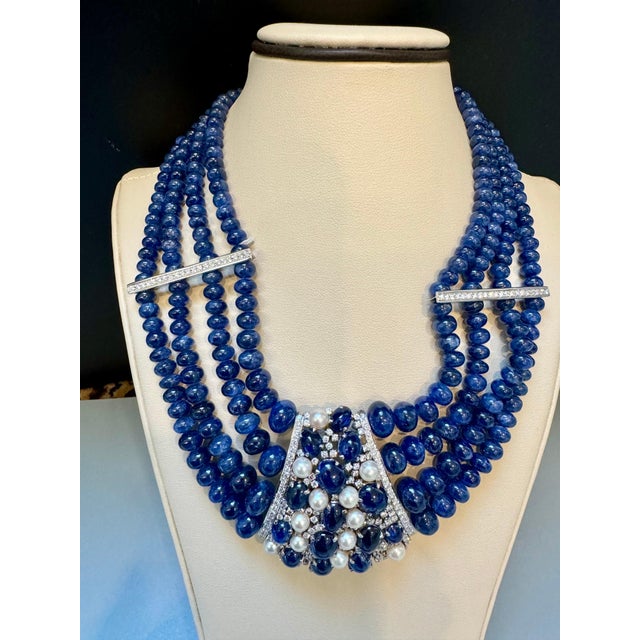 Art Deco 700Ct Sapphire Bead Necklace with cabochon & Diamond Center & Diamond Spacer 18K For Sale - Image 3 of 18