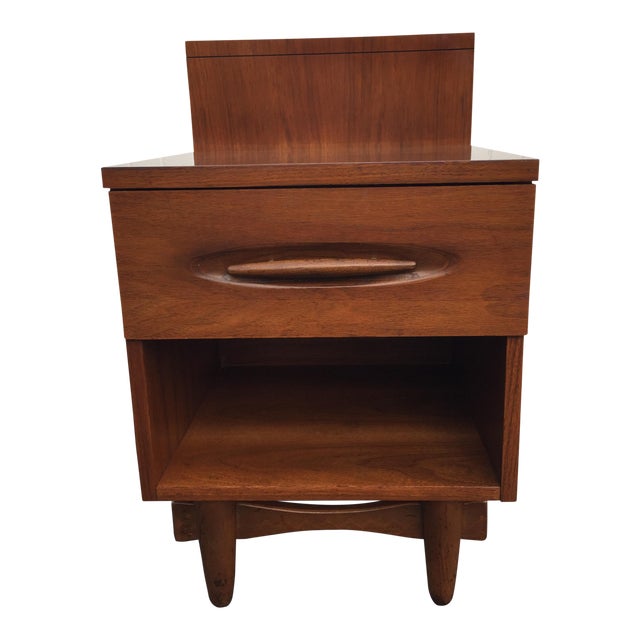 Ward Furniture Co Mid Century Nightstand Chairish