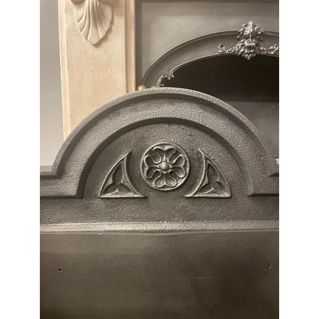 Antique English Dragon Fire Grate in Cast Iron, 1860 For Sale - Image 10 of 14