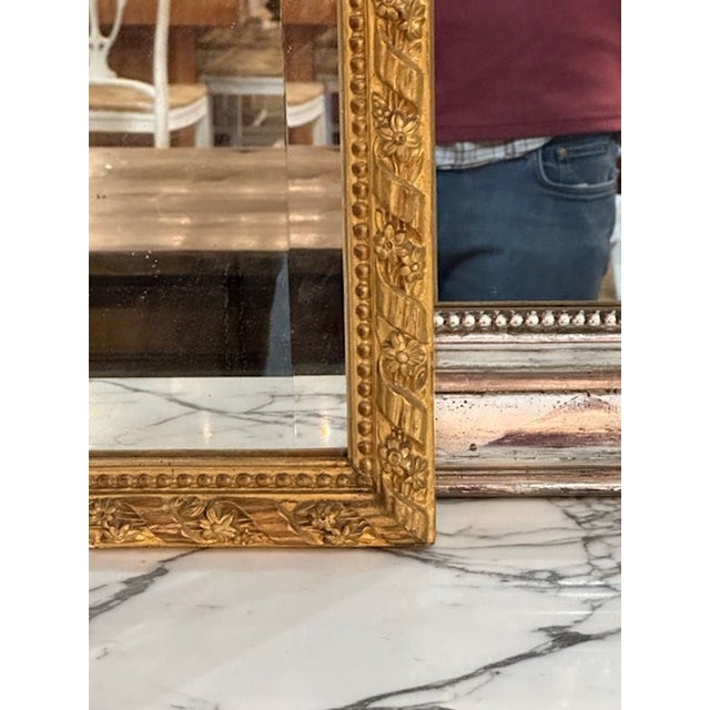 Louis XVI Carved and Giltwood Mirror For Sale In Dallas - Image 6 of 7