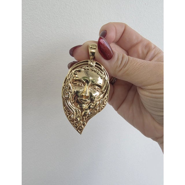 14k Gold Lady Goddess Portrait Cameo Pendant For Sale In Los Angeles - Image 6 of 6