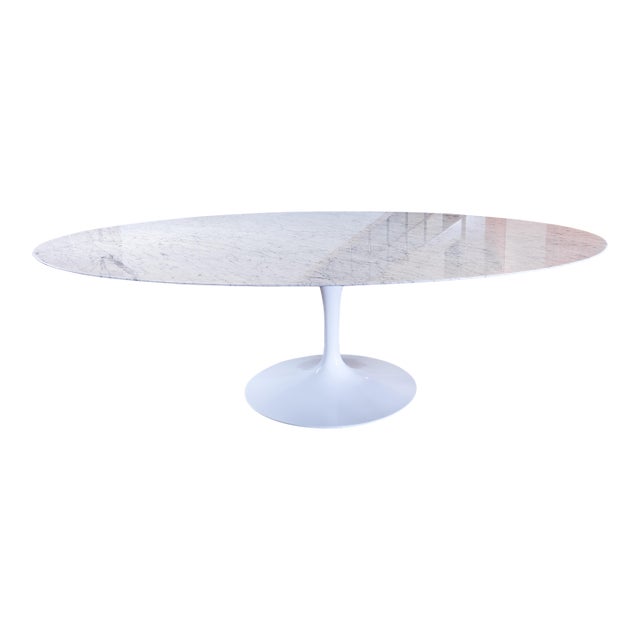 Mid 20th Century Eero Saarinen Marble Tulip Dining Table by Knoll For Sale