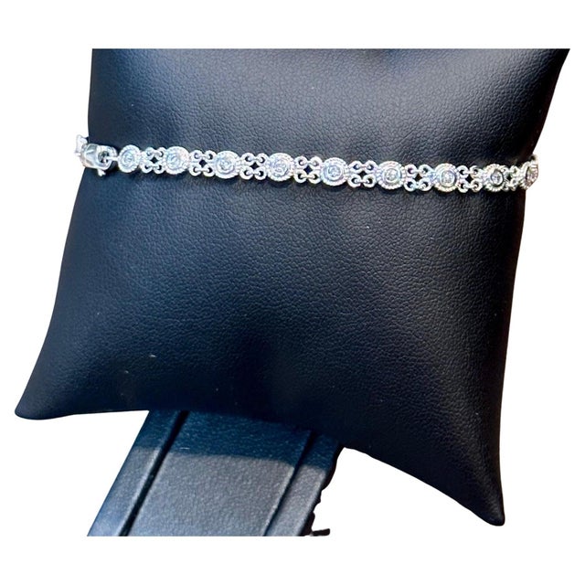 21 Round Diamond 4-5 Pointer Each Tennis Bracelet in 14 K White Gold, 1.0 Ct For Sale - Image 11 of 11