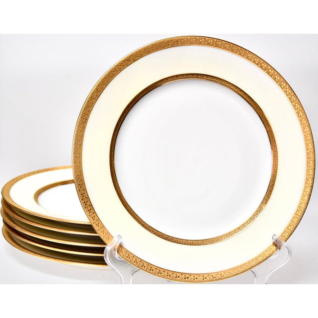 Haviland & Co. 1930s Haviland Etched Gilded Dinner Plates - Set of 6 For Sale - Image 4 of 4
