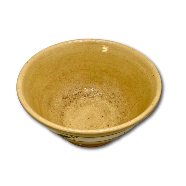 Large Size Antique Green Seaweed Decorated & Banded Yellow Ware Kitchen Mixing Bowl Circa Late 19th Century For Sale - Image 14 of 18