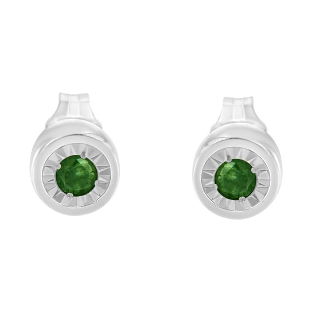 .925 Sterling Silver 0.15 Cttw Round Brilliant-Cut Green Diamond Miracle-Set Stud Earrings , A Pair(Fancy Color-Enhanced, I1-I2 Clarity) For Sale - Image 4 of 6