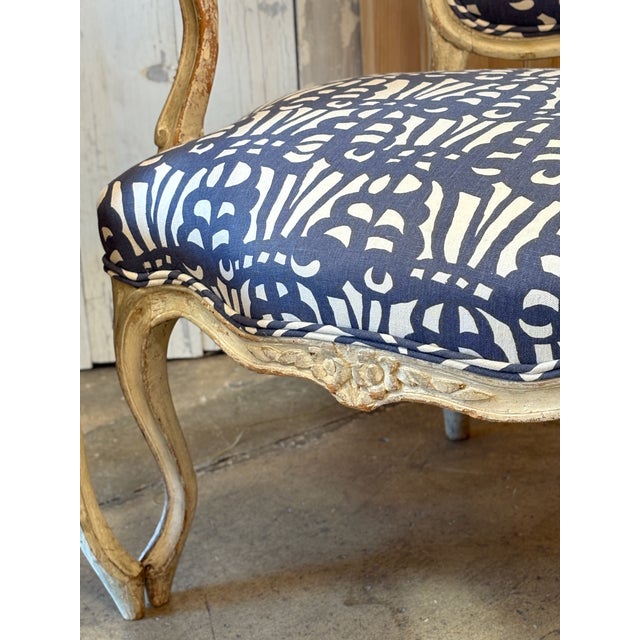 Pair of Early 19th Century French Bergere Chairs Upholstered in Raoul Textiles Fabric For Sale - Image 10 of 13