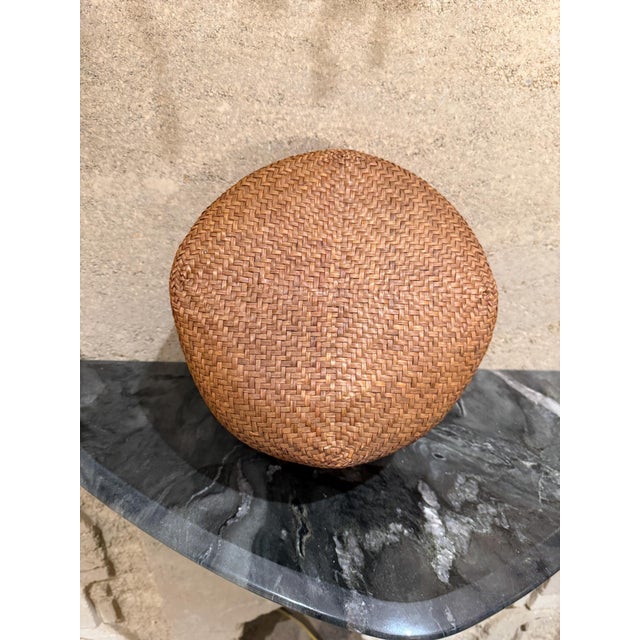 Woven Storage Wicker Basket Round Shape Vintage Modern For Sale - Image 4 of 8
