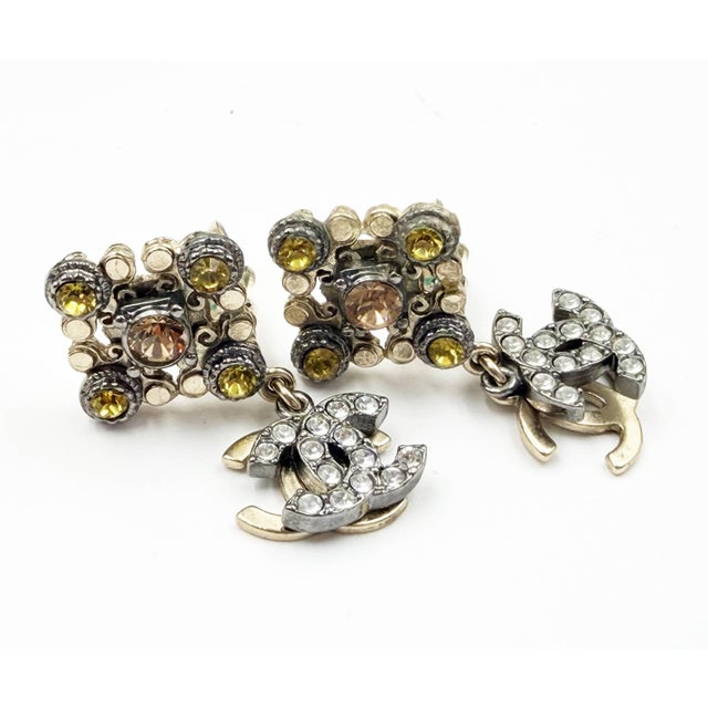 Chanel Chanel Gold Argyle Citrus Crystal Overlapped CC Dangle Piercing Earrings, A Pair For Sale - Image 4 of 5