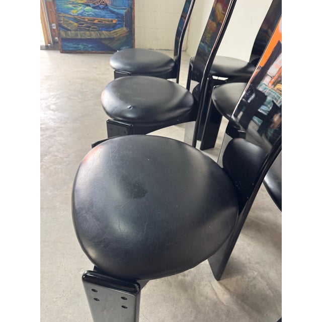 1980’s Italian Vico Magistretti– Style Black Lacquer Dining Chairs – Set of 8 For Sale - Image 9 of 12