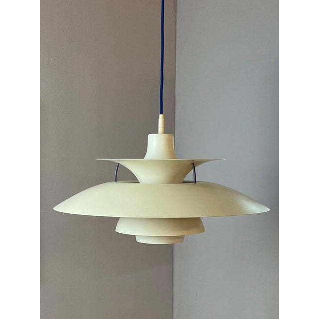 PH5 White Hanging Lamp by Poul Henningsen for Louis Poulsen For Sale - Image 11 of 11