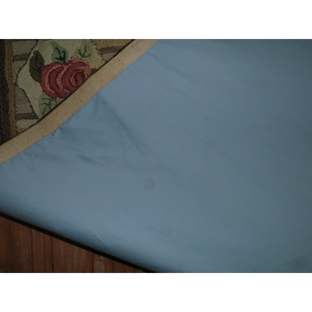American Rustic Color Floral Motif American Hooked Room Size Rug, Mid-20th Century For Sale - Image 3 of 6