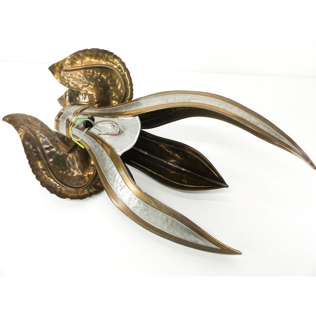 Brutalist Wall Lamp of a Stylized Flower attributed to Richard and Isabelle Faure, 1970s For Sale - Image 9 of 11