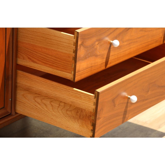 Kipp Stewart & Stewart MacDougall for Drexel Declaration Mid-Century Walnut Dresser | 10 Drawers | Circa 1950s For Sale - Image 13 of 18