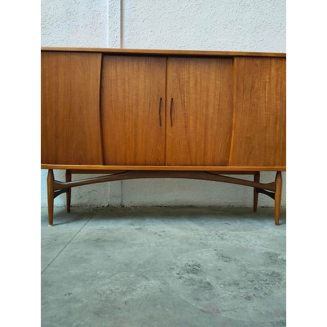 Wood Mid-Century Chest of Drawers from Aparador Aerthoj Jensen & Molholm, 1970 For Sale - Image 7 of 14