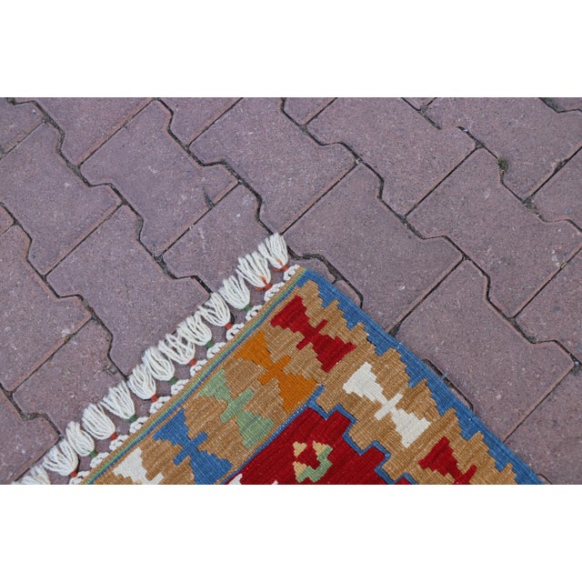 Red 1980s Southwestern Blue Handmade Kilim For Sale - Image 8 of 11
