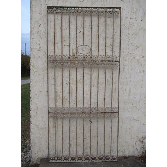 Antique Victorian Iron Gate For Sale In Philadelphia - Image 6 of 6