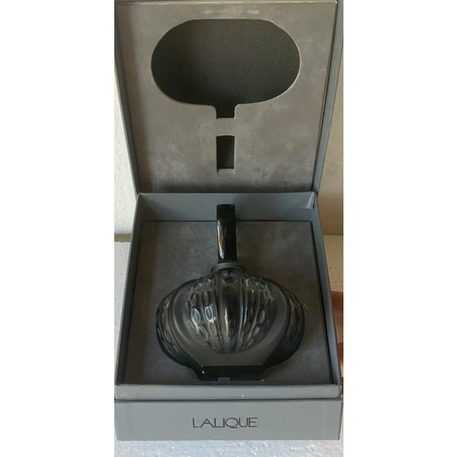 Lalique 1980s Lalique “Mirabel” Perfume Bottle For Sale - Image 4 of 4