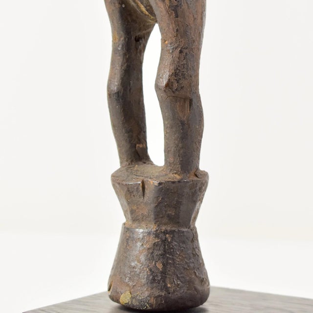 Early 20th Century Suku Standing Male Figure on Base For Sale - Image 4 of 6