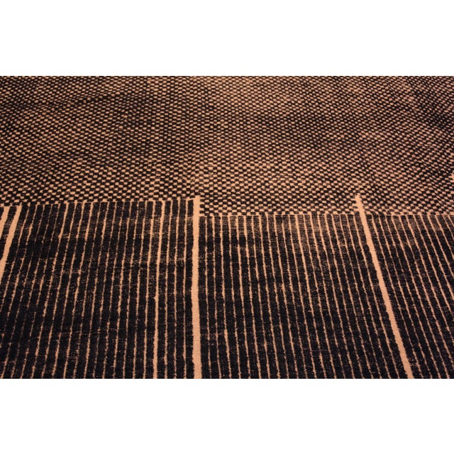 Nazmiyal Collection Modern Geometric Charcoal Rug For Sale In New York - Image 6 of 9