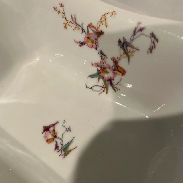 Haviland & Co. Serving Bowl With Haviland Pattern H1252 For Sale - Image 4 of 4