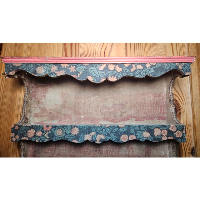 Small French Estanier, With Scalloped Edging and Hand Painted Trim For Sale - Image 11 of 17
