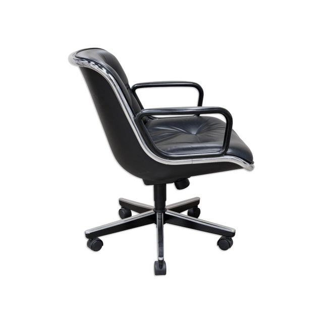 Late 20th Century Pair of Black Leather and Aluminum Pollack Excecutive Chairs for Knoll For Sale - Image 5 of 10