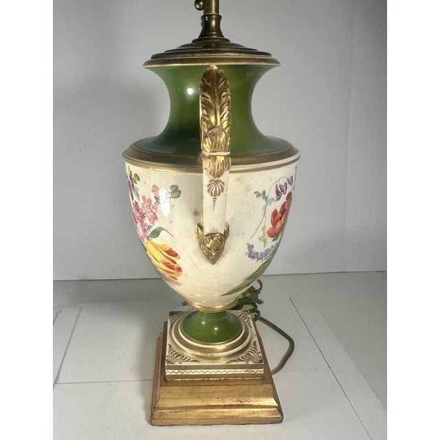 19th Century Old Paris Porcelain Urn Table Lamp. For Sale - Image 12 of 16