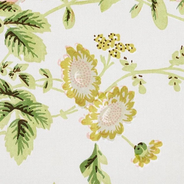 Contemporary Sample - Schumacher Salisbury Chintz Fabric in Blush For Sale - Image 3 of 5