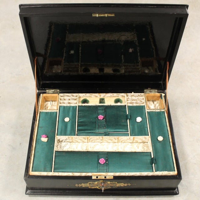 19th Century Napoleon III Lacquered and Painted Casket Box For Sale - Image 11 of 16