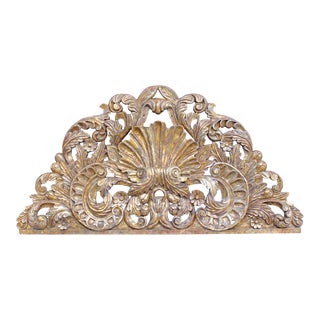 Vintage Italian Carved Wood Scroll Clam Shell Gold Gilt King Bed For Sale