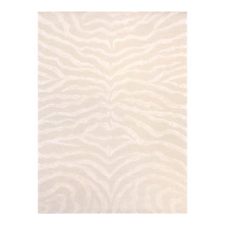 Edgy Hand-Tufted Cream Area Rug- 8' 9'' X 11' 9'' For Sale