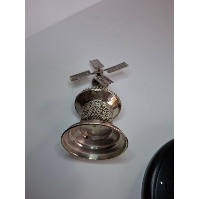 Vintage 925 Sterling Silver Judaica Besamim Windmill Spice Box - Mid-20th C. For Sale - Image 10 of 17