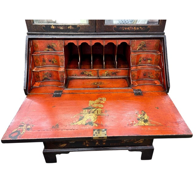 Early 18th Century Queen Anne Japanned Secretary Bookcase For Sale In Washington DC - Image 6 of 14