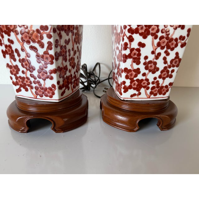 1960s 1960s Vintage Chinese Hand-Painted Porcelain Table Lamps With Red Floral Motifs – Pair For Sale - Image 5 of 12