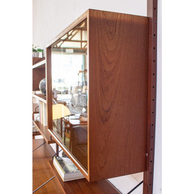Mid-Century Royal Wall Shelving System in Teak by Poul Cadovius for Cado, 1960s For Sale - Image 17 of 18
