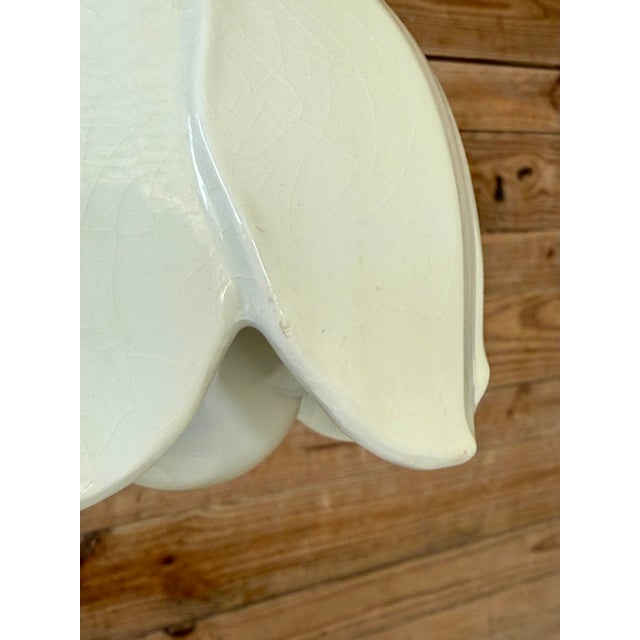 Pair of Mid-20th Century Italian Porcelain Lily Flower Table Lamps For Sale - Image 4 of 12