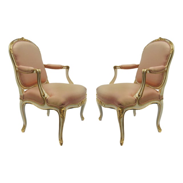 18th Century Fine Pair of Louis XV First Revival Armchairs For Sale