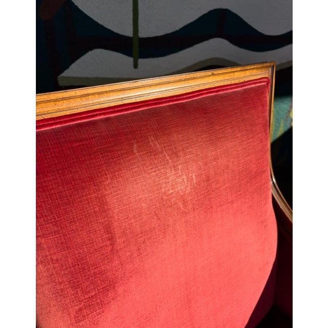 Henredon Traditional Cranberry Velvet Lounge Chair Pair For Sale In Tampa - Image 6 of 13