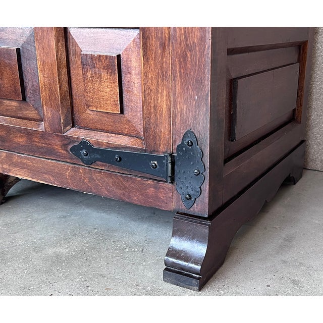 Brown 19th Century Large Catalan Spanish Baroque Carved Oak Tuscan Credenza or Buffet For Sale - Image 8 of 8