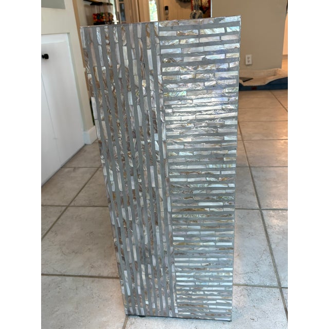 Late 20th Century Handmade Mother of Pearl Waterfall Console Table in Modern Parsons Style For Sale - Image 4 of 10