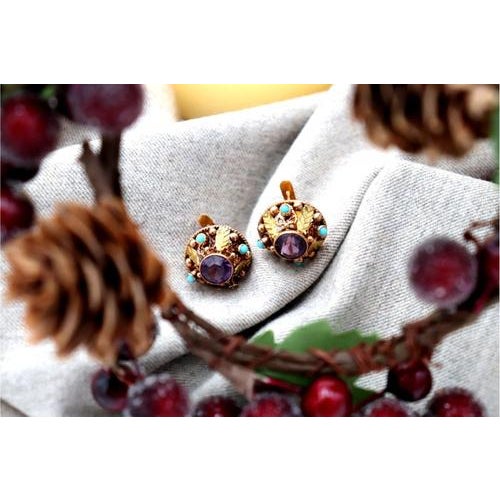 Circular and Cut-Out Gold Earrings, Set of 2 For Sale - Image 4 of 8