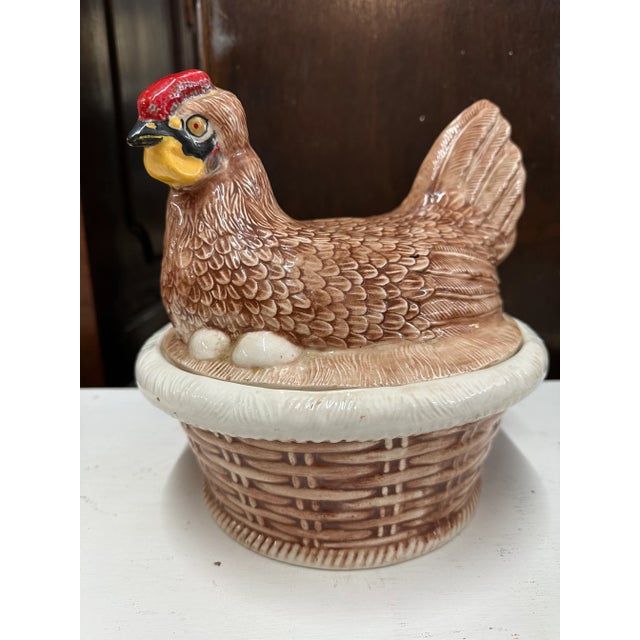 Vintage very cute and perfect piece fpr the Thanksgiving/Fall table setting hand-painted ceramic hen lid shaped soup...