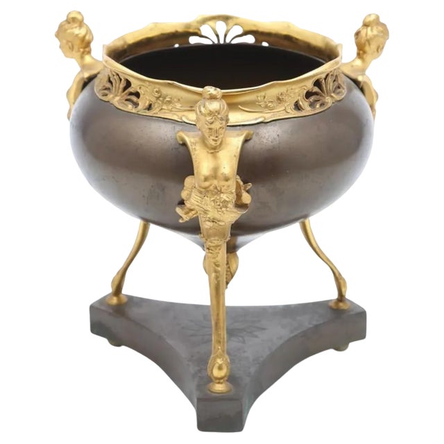 Belle Epoque Centrepiece in Bronze, Early 20th Century For Sale