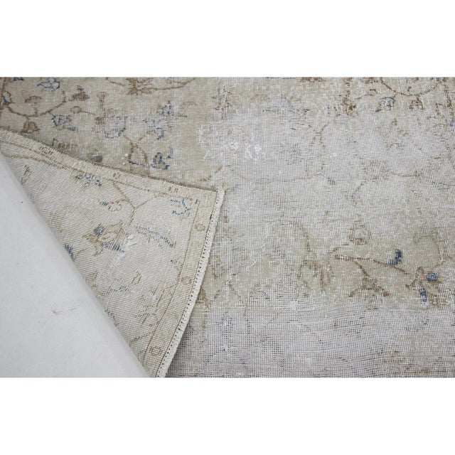 Mid 20th Century 1960s Vintage Distressed Turkish Floral Rug- 3′11″ × 7′2″ For Sale - Image 5 of 7