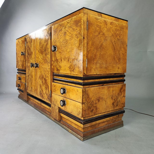 Art Deco Bar Cabinet in Briar Root and Black Glass, 1940s For Sale - Image 4 of 10