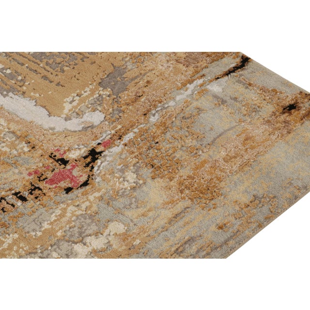 2010s Rug & Kilim’s Modern Abstract Runner in Silver, Beige & Gold Tones For Sale In New York - Image 6 of 8